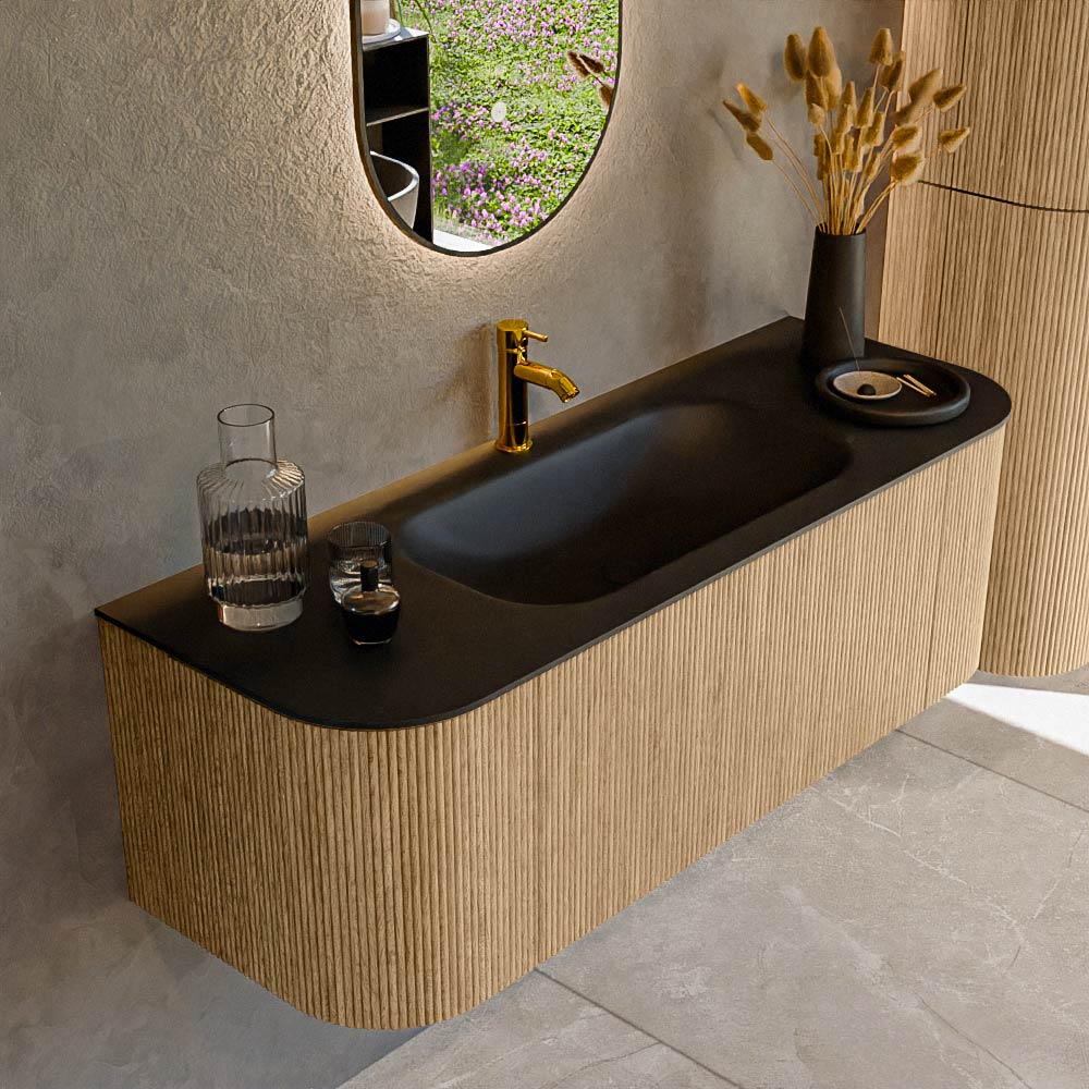 Mondiaz KURVE 130 cm Onderkast Greeploos 1 Lade Met Deuren Oak, Wastafel Solid Surface Midden Urban 1 Kraangat Zonder Spiegel (KRVBGS130L+R1L2D1KM-Oak/Urb)