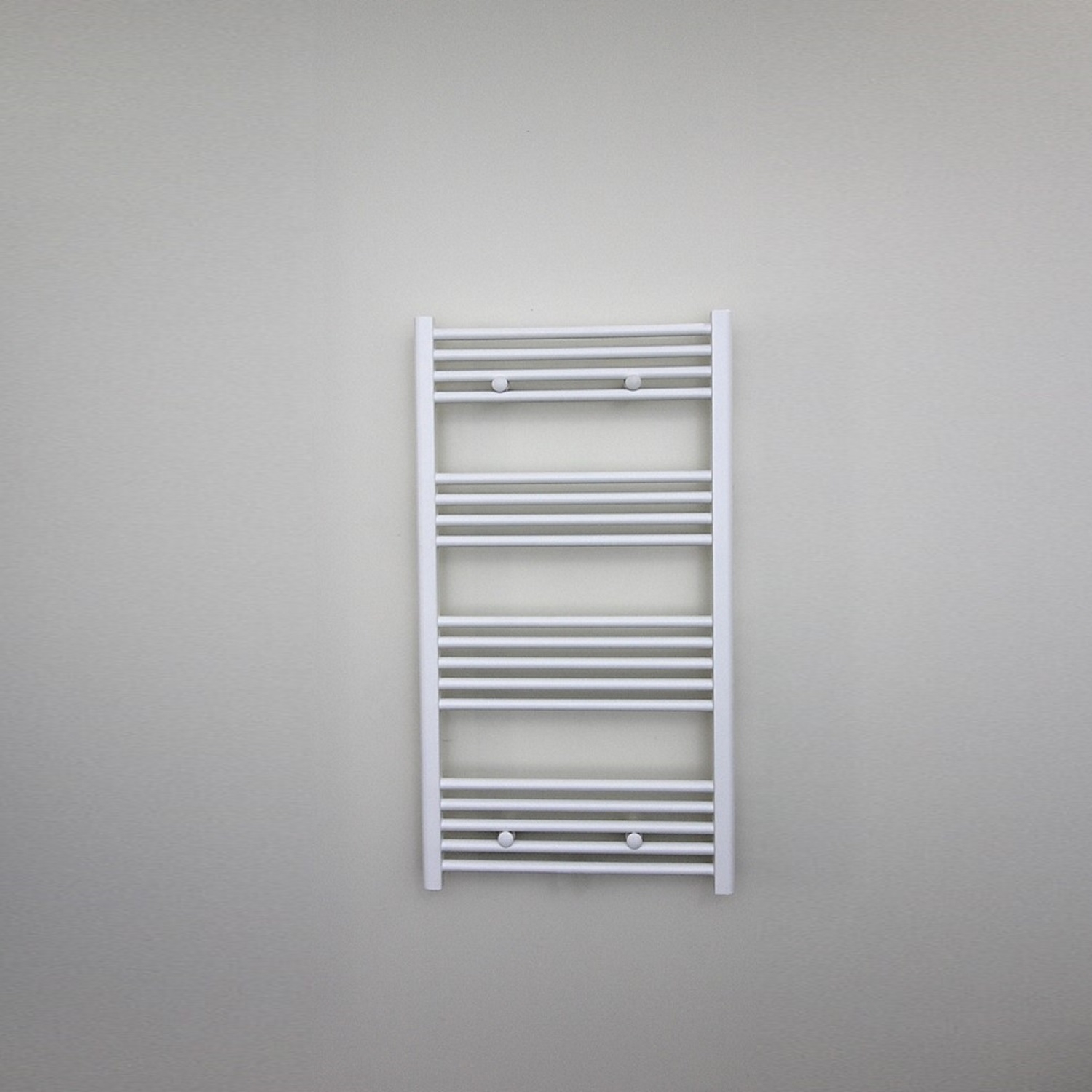 Designradiator Nile Gobi 120x60cm Wit (midden/zij-aansluiting)