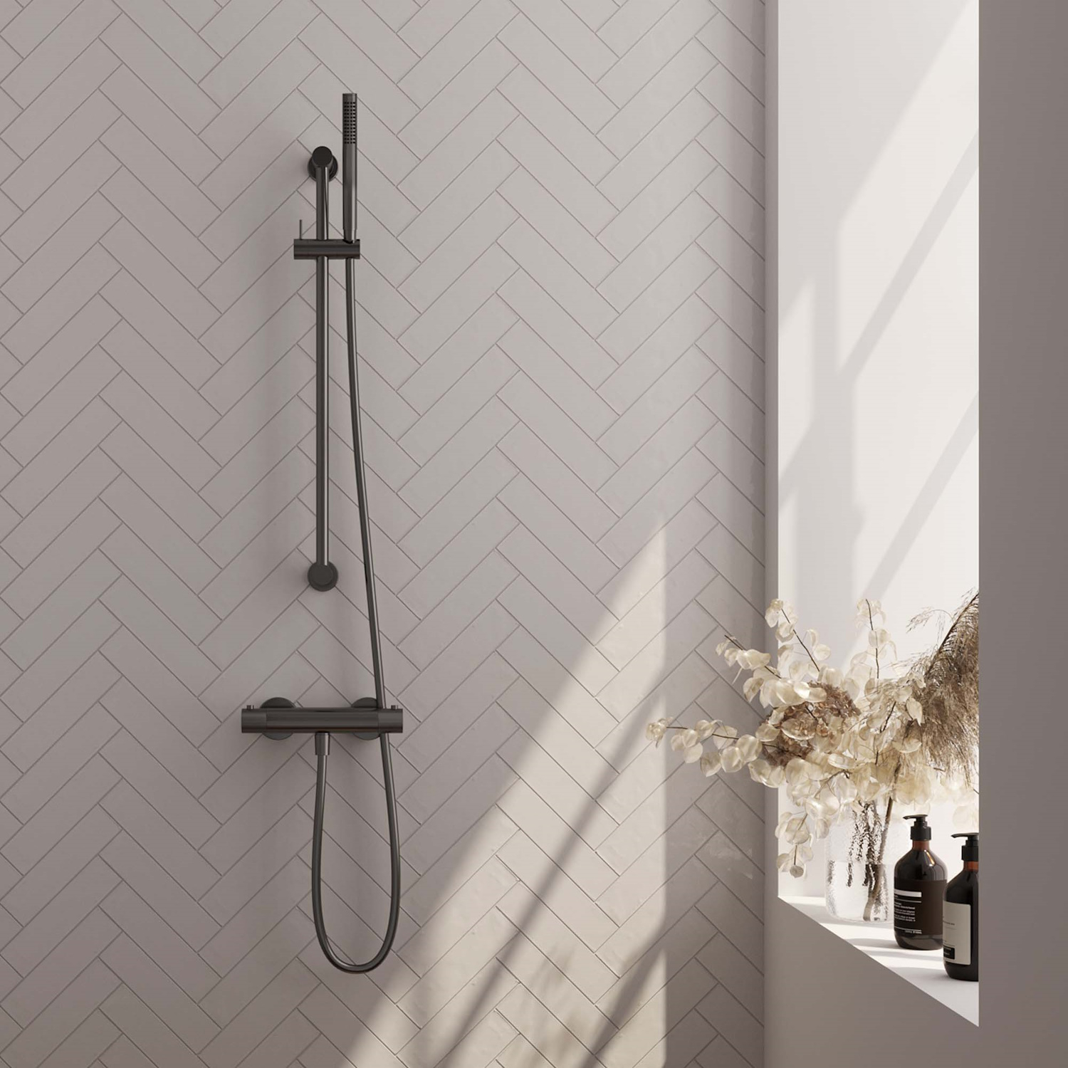 Douchekraanset Brauer Gunmetal Carving Opbouw Met Glijstang En Ronde Handdouche Geborsteld Gunmetal